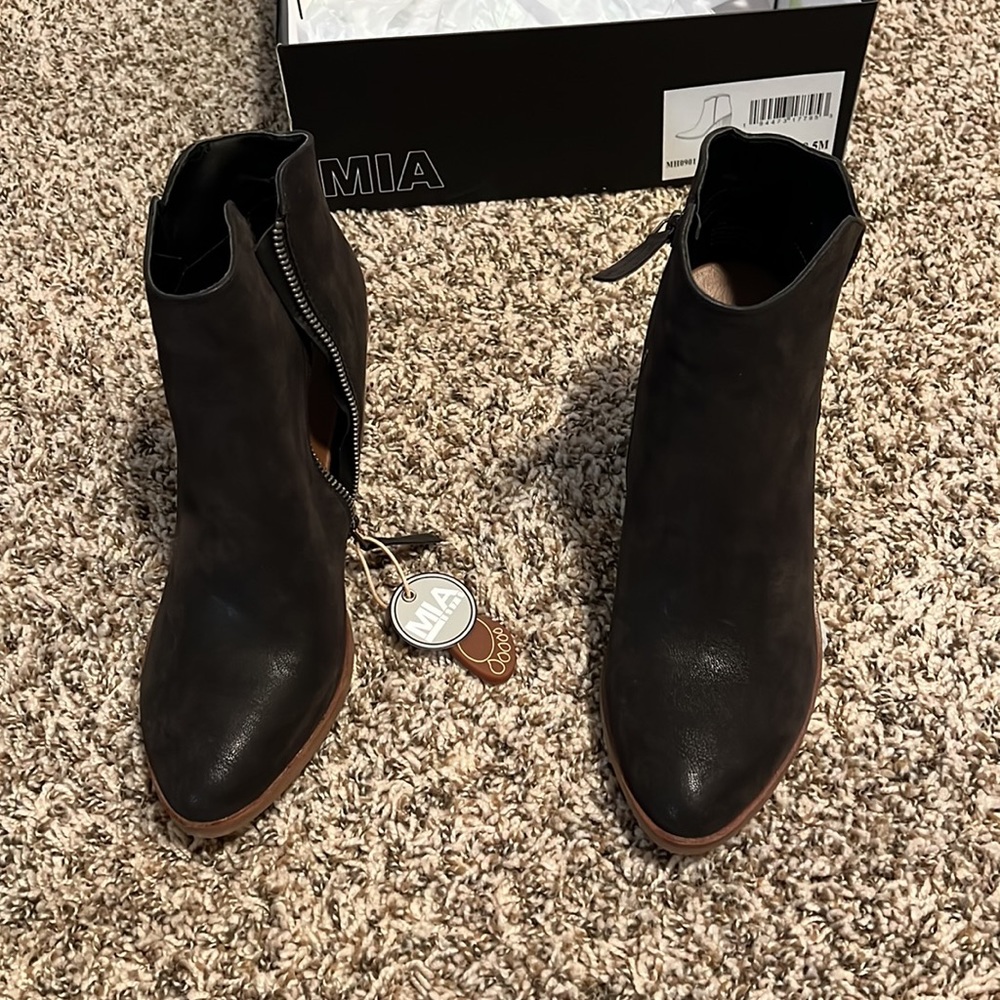 MIA Booties - Picture 2 of 2